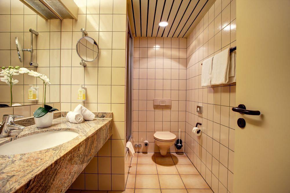 Montana Hotel Moenchengladbach Экстерьер фото