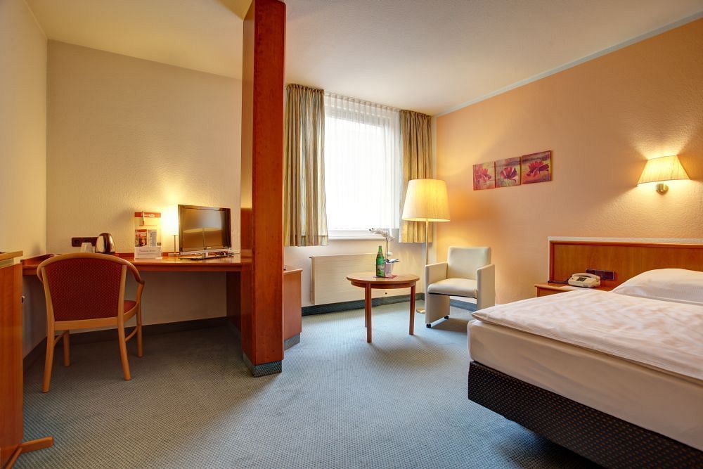 Montana Hotel Moenchengladbach Экстерьер фото